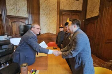 0-02-05-90e8cadf259c3db8b9fe44be3e18dfc428e0462a6befc7371f37380cd475c419_e5d0018929d7bb20